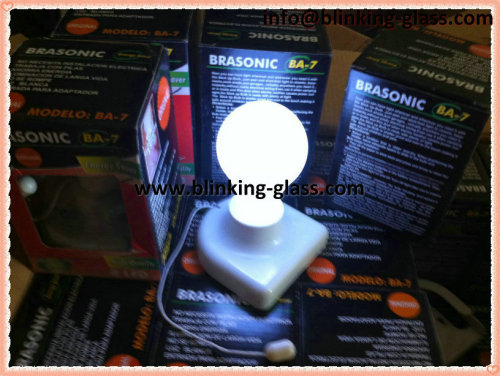 Handy bulb stickup light bulb with batteries AAA flashing