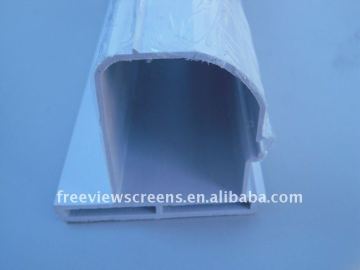 Roller screen housing