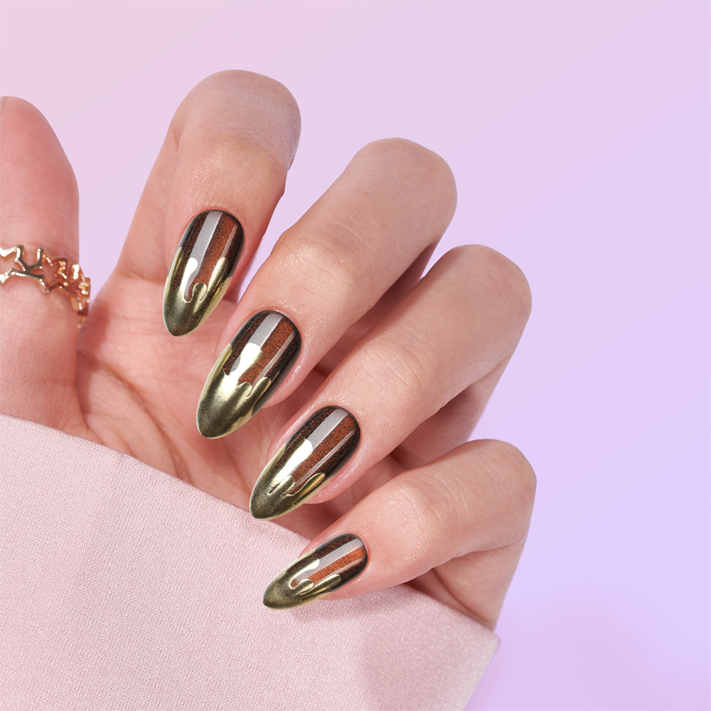 Coffice golden coffin cat eye 3D nails