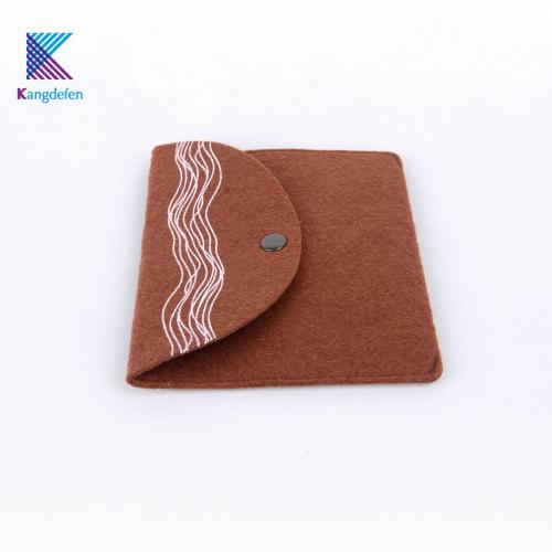 Koin Kecil Dan Tas Wanita Ringan