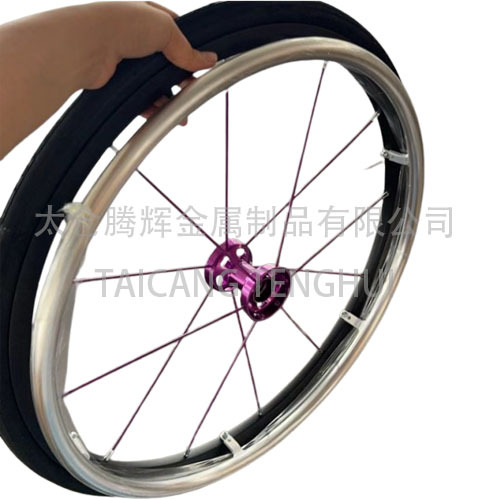 Roda traseira colorida para cadeira de rodas