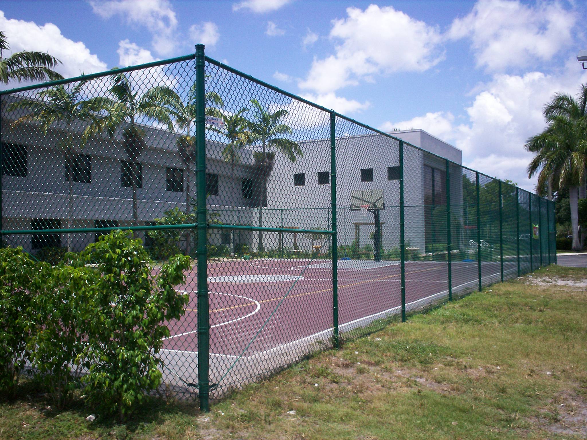 chain link fence