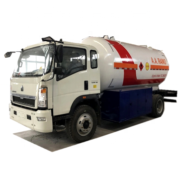 Sinotruk HOWO 4X2 15, 000liters 15cbm LPG Bobtail Truck 7ton 8ton Road Tanker LPG Gas Delivery Truck