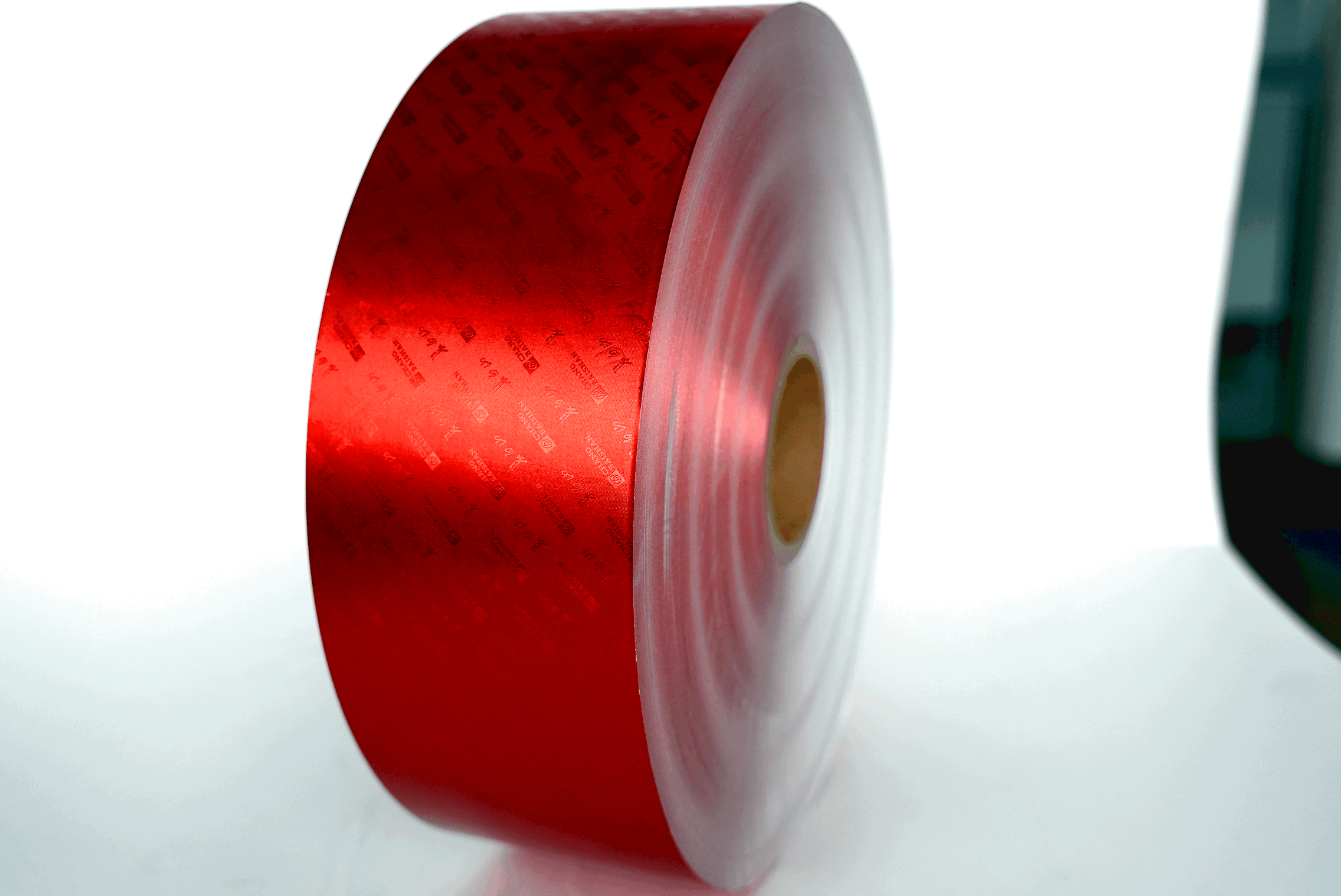 Moisture-proof and mildew-proof desiccant