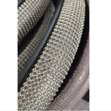 High-Quality Bling Bling Diamond Steering Wheel Cover in Various Colors - Leather Material