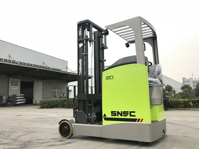 Electric Reach Truck