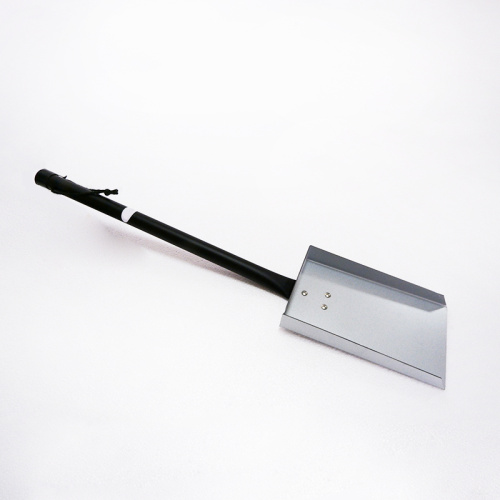 Outils de barbecue manche noire en acier doux spatule