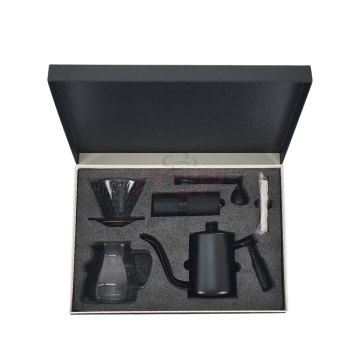 Set regalo da viaggio per chicchi di moda: maker da caffettiera versare sopra il set di caffè