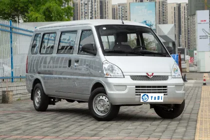 Electric Cargo Van Wuling Rongguang EV 300km Range 100km/h
