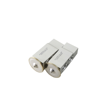 ND447500-1482 Excavator Air Conditioning Expansion Valve for PC200-8 PC300-7