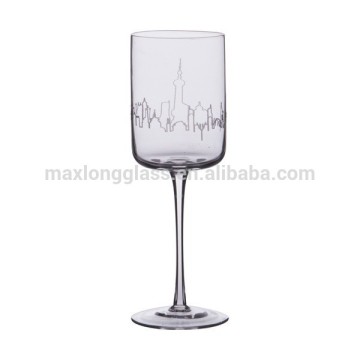 Wine Glass with cityscape Cutting Pattern