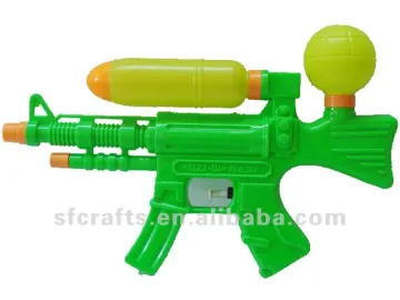 Funny plastic water gun toy