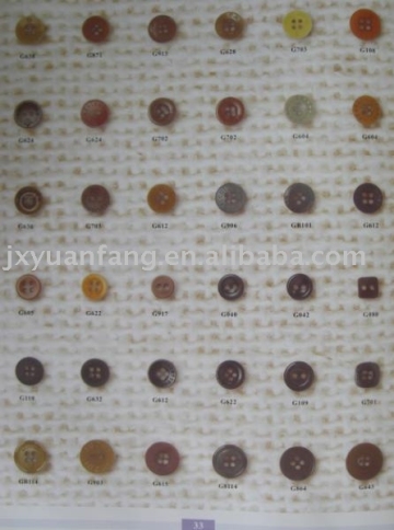 Fruit hull buttons or corozo button