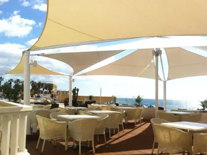 outdoor sun shade sails