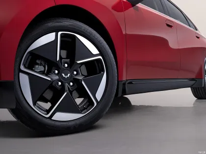 2024 Wuling Hongguang Starlight EV: 1.5L Pure Electric Sedan with Lithium Battery
