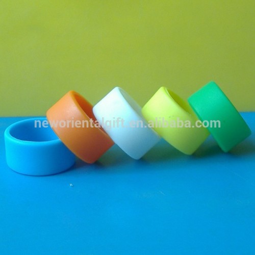 Blank silicone finger rings