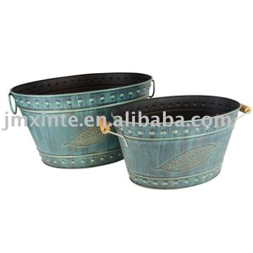 metal tub