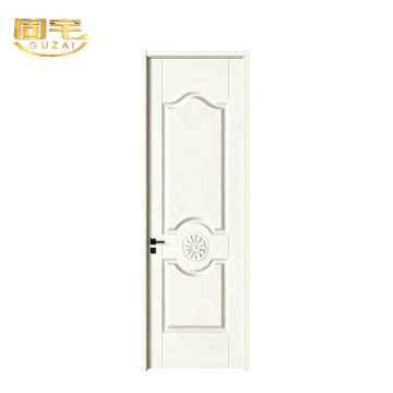 Cửa phòng chạm khắc nhẹ nhàng