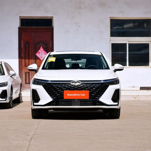 Compact gasoline vehicle Chery Arrizo8