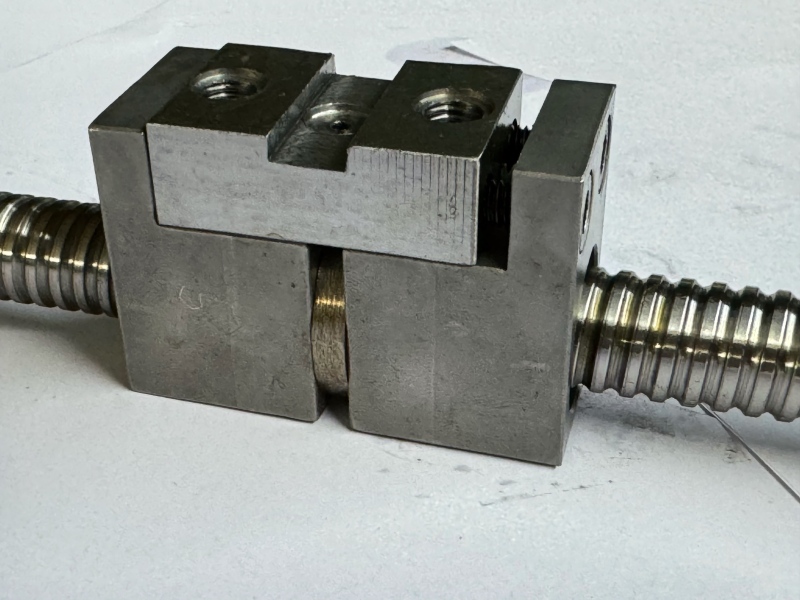 Special-shaped nut ball screw