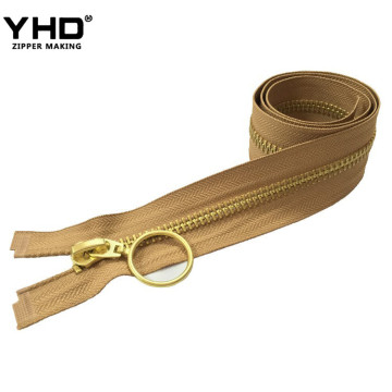 2018 Best Quality custom fashion corn kids garment zipper 22cm brass zip