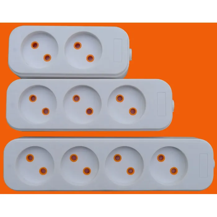 3 Soket dengan Switch Port USB untuk Eropa