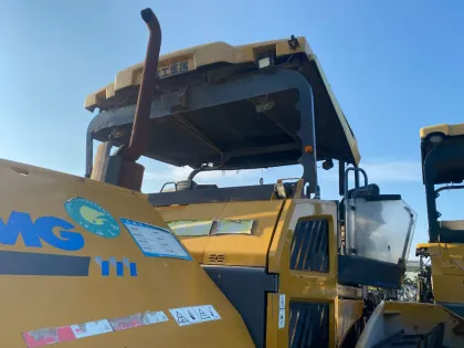 XCMG second hand paver machine RP1655
