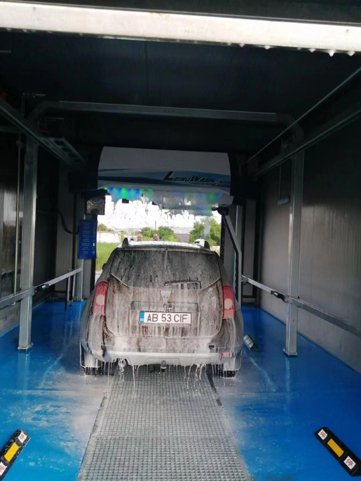 Lavage de voiture automatique le plus proche de mes emplacements