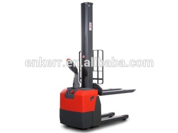 Powerful and reliable economic electric stacker