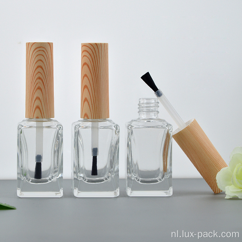 Nieuwe lege zwarte glazen fles nagellak vierkant