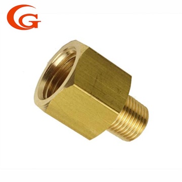 Racor de tubo de rosca macho de latón para uso industrial
