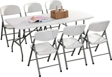 Lightweight mini plastic folding table