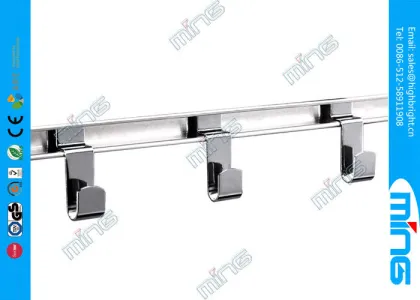 Metal Chrome Slatwall Display Shelves Picture Hooks For Retail Shops , 5 Hooks