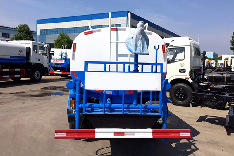 ISUZU 5cbm Drink Water Distribution Water Tanker Truck