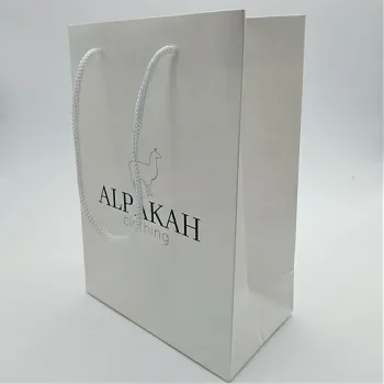 Elegant Custom Logo Gift Packing White Paper Bags