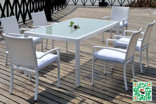 Wicker Weaving White Color Outdoor Dining Table and Chair