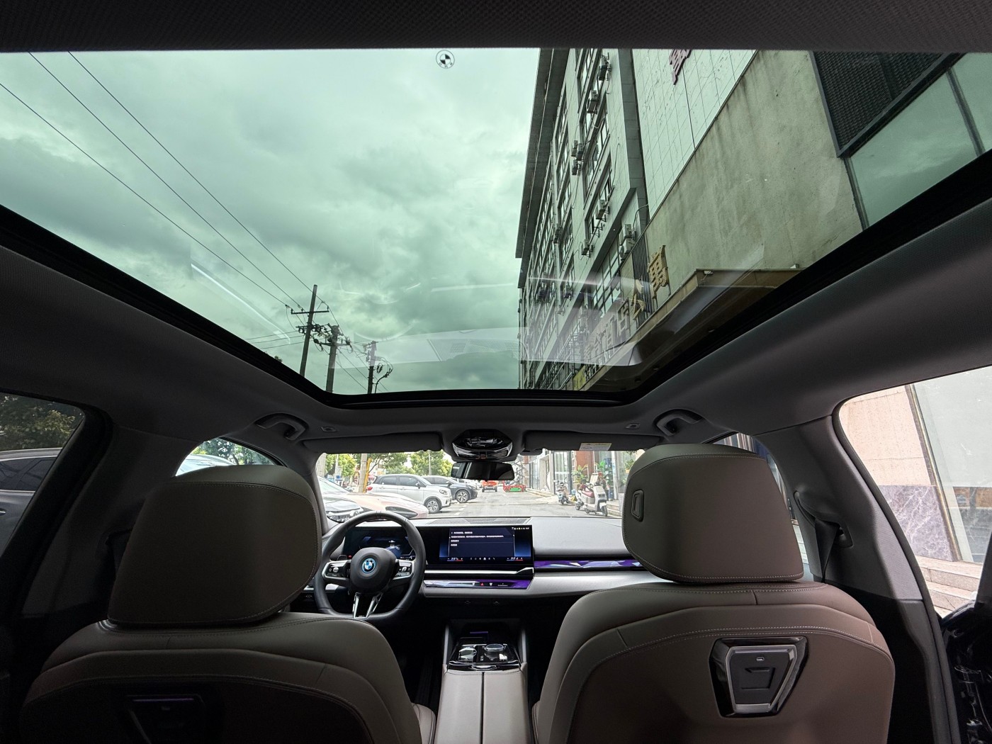BMW i5 eDrive35L M Sport