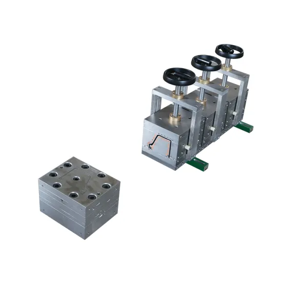 Custom PVC Roof Drainage Gutter Downspout System Mold and Die Tool Solutions