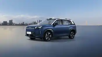 AION V Home best large suv for families