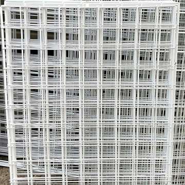 Custom Size Metal Welded Mesh with White Square Holes: Decorative Wall Hanging for Photos