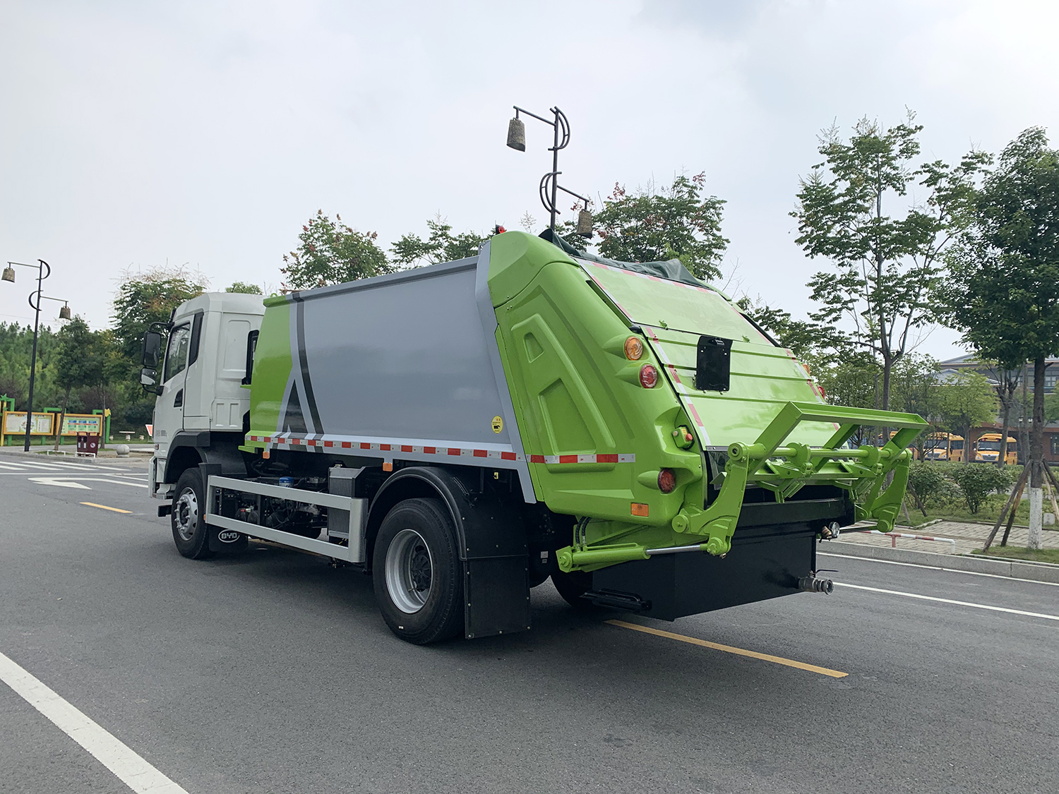 BYD Electric 12CBM Compactor Garbage Truck