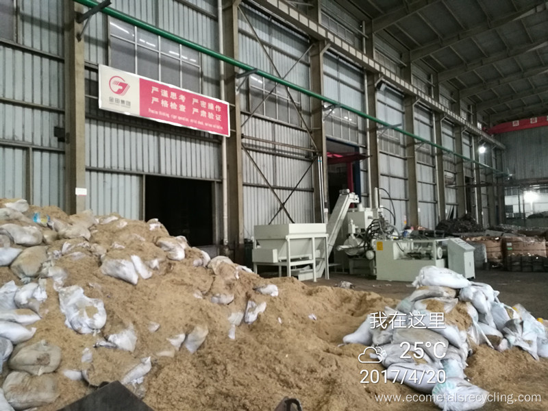 Horizontal Copper Granules Steel Chips Briquette Machine