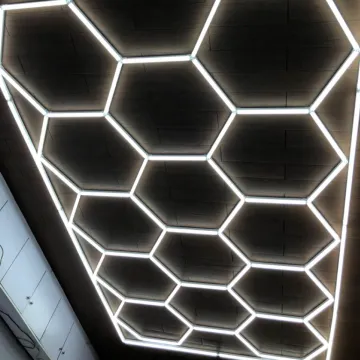 Professional Auto Detailing Workshop Hexagon LED Garage Lighting 8x15.7 Feet