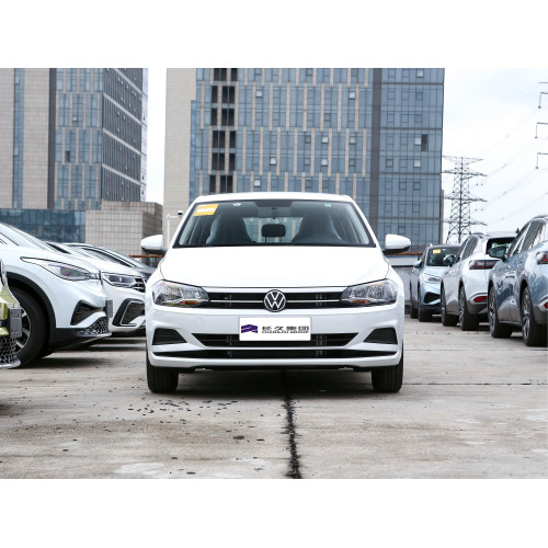 Volkswagen Polo Plus 1,5 л за доступною ціною