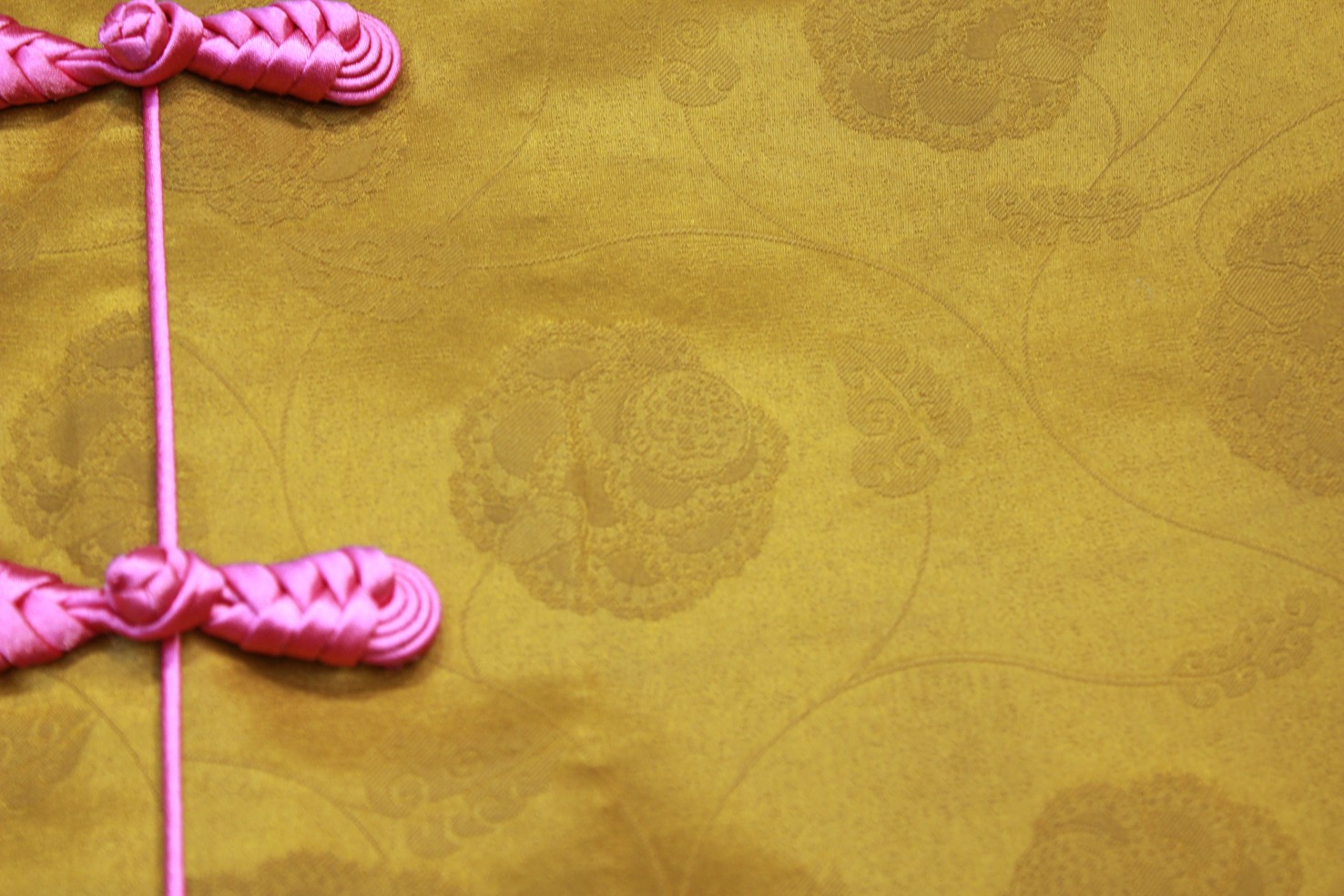 ladies tops and blouses