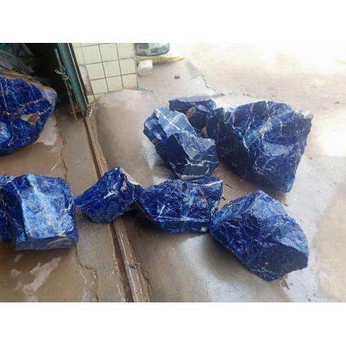 Sodalit biru semi berharga, blok kecil