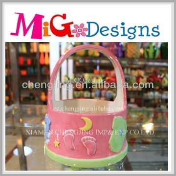 wholesale ceramic basket pink ceramic basket with cupcake design
