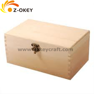 promotional Natural wood box with a lock for packing gift