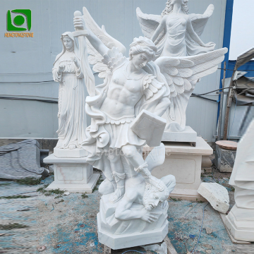 Statua dell'arcangelo in marmo bianco fatto a mano per arredamento esterno