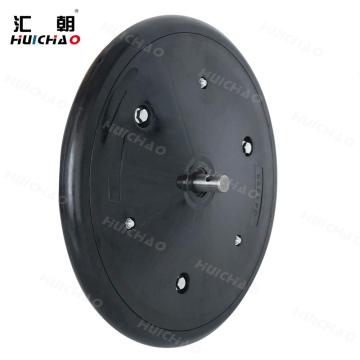 Rubber closing wheel assembly for JD